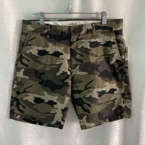Shorts, camo print
